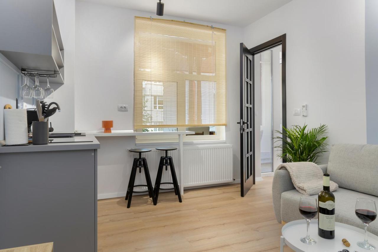 Vd Boutique Apartments No 3 Bucureşti Ngoại thất bức ảnh